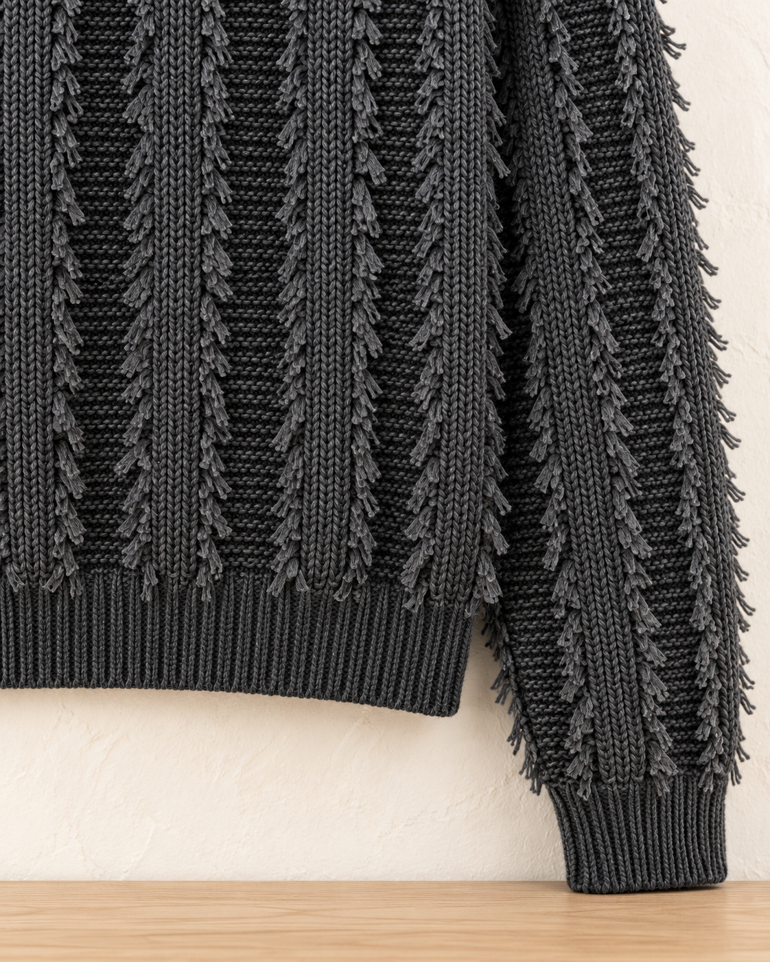 Bordeaux Fringe Knit – gray cuff hem detail