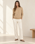 Classic Crew Neck – model hero