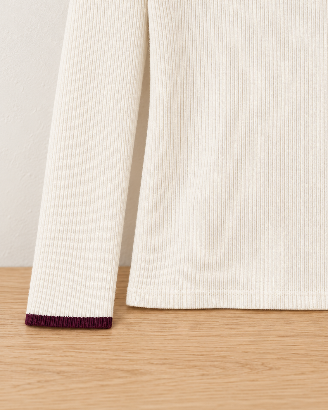 Contrast Collar Ribbed Knit Top – cuff hem detail