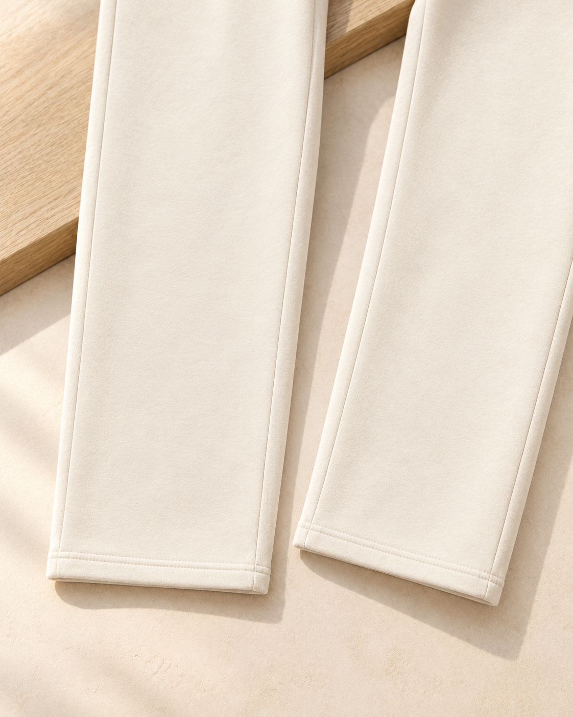 Ivory Straight Leg Sweatpants – hem detail