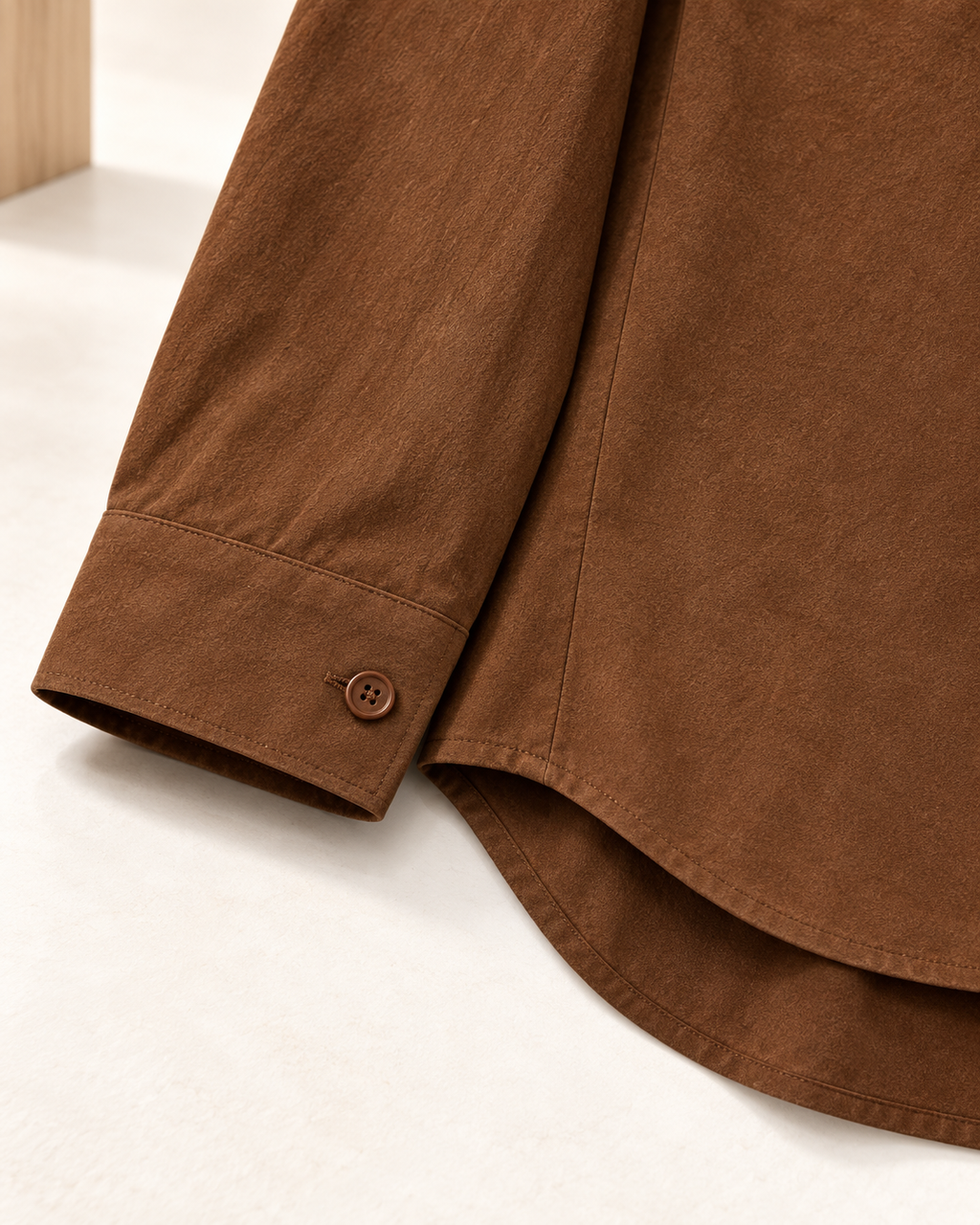 Regular Suede Shirt – cuff hem detail